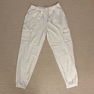 Vuori Off-White Cargo Joggers